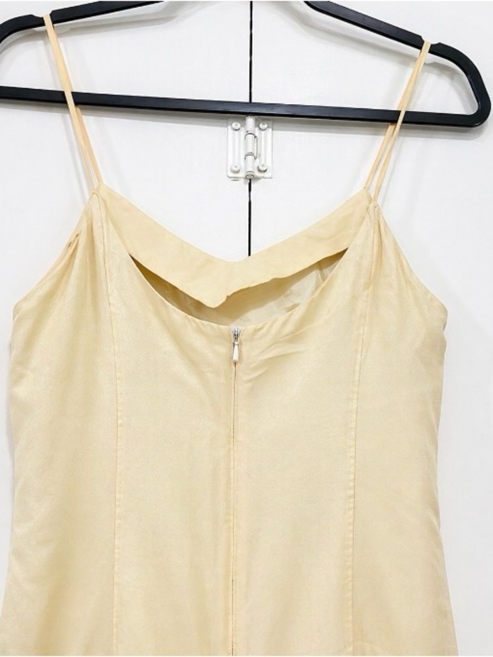 Oleg Cassini Silk midi Dress size 6 Peach  Spaghetti Strap cocktail flare hem - Picture 3 of 5